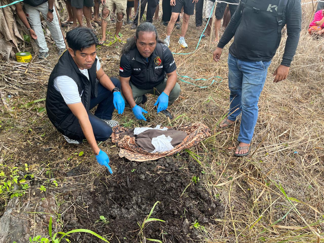 Polres Sarmi Lakukan Olah Tkp Penemuan Jasad Bayi Di Kampung Vietnam, Lembah Neidam