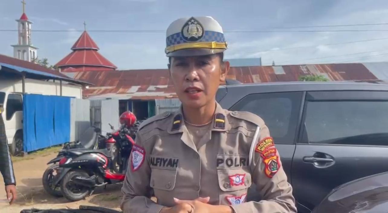 Satuan Lalu Lintas Polres Merauke Tangani Kecelakaan di Jalan Trikora