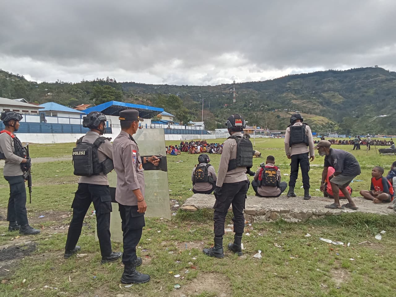 Polres Tolikara Mediasi Penyelesaian Masalah Secara Tertib Dan Aman
