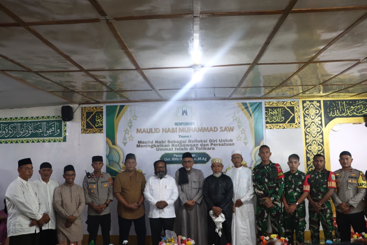 Polres Tolikara Hadiri Serta Berikan Pengamanan Peringatan Maulid Nabi Muhammad SAW