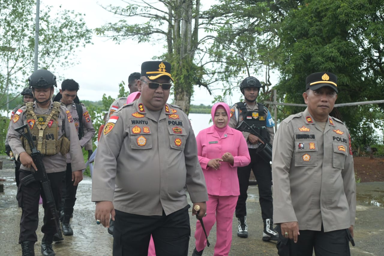 Kunjungan Kerja Kapolres Asmat di Polsek Sawa Erma