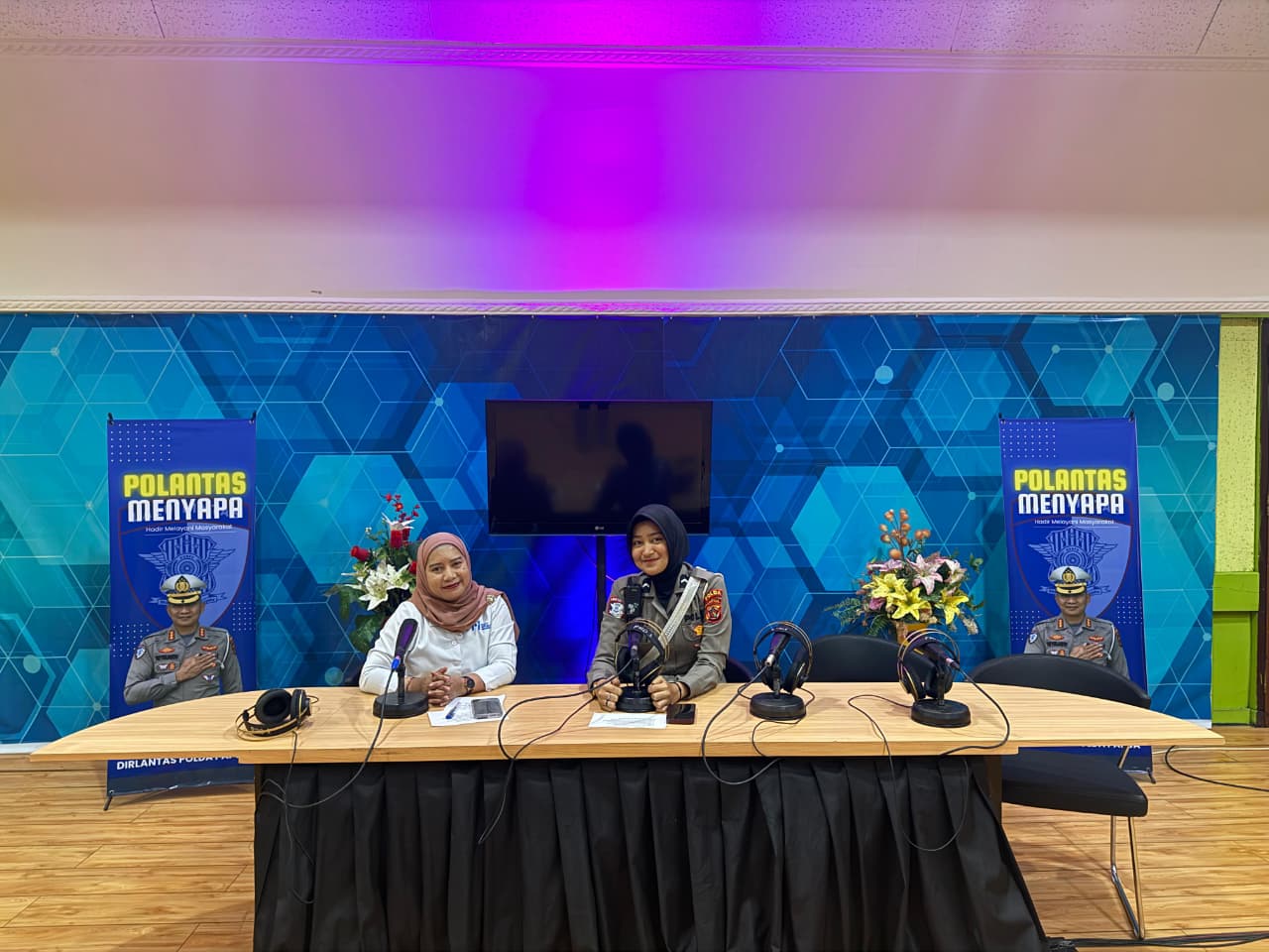 Wujudkan Lalu Lintas Tertib, Ditlantas Polda Papua Laksanakan Patroli Udara Interaktif Bersama RRI