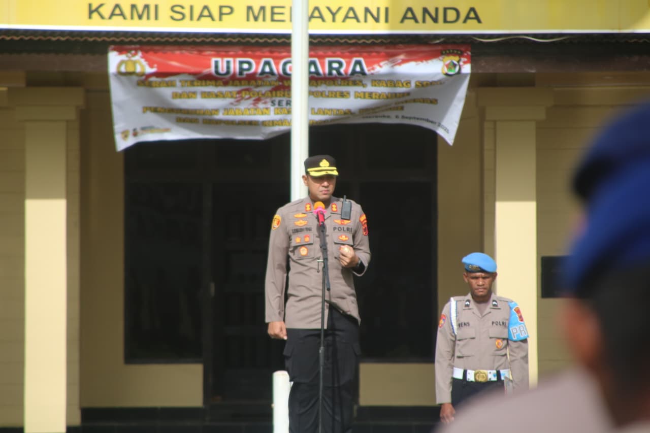 Apel Jam Pimpinan, Kapolres Merauke Ajak Anggota Selalu Bersyukur dan Tingkatkan Pelayanan kepada Masyarakat