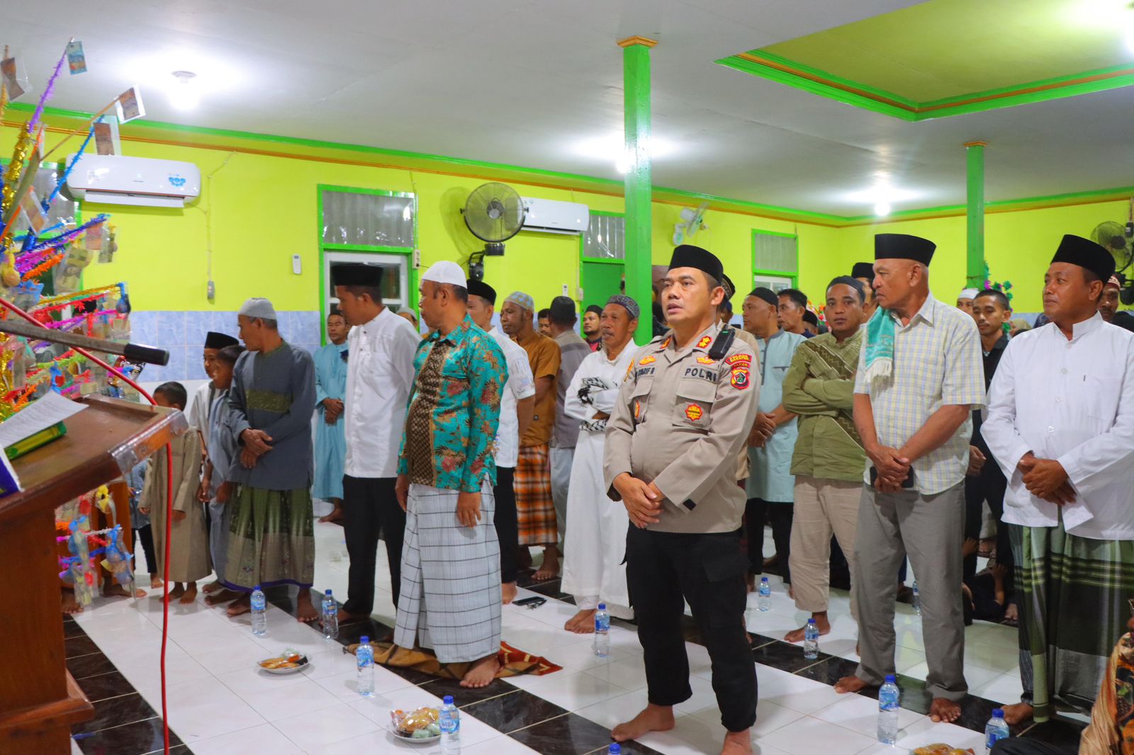 Kapolres Waropen Hadiri Peringatan Maulid Nabi Muhammad SAW 1447 H di Masjid Al Jihad Waren