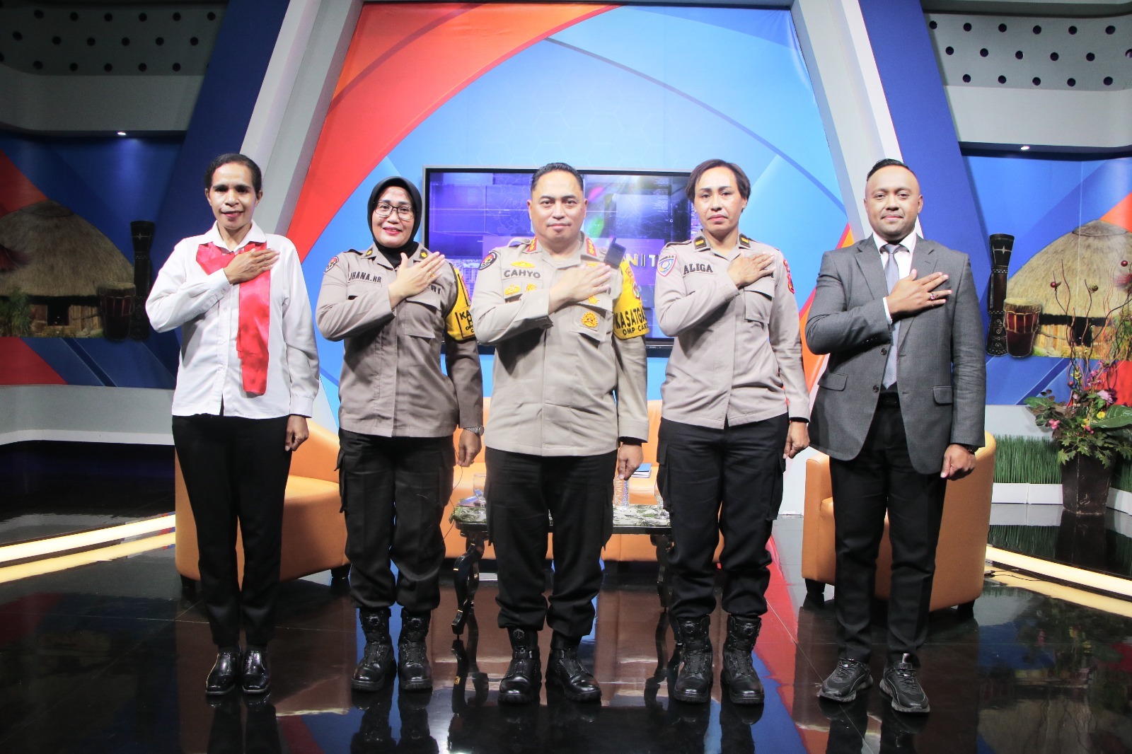 Polwan Polda Papua Angkat Peran Strategis di Dialog “Papua 60 Menit” TVRI Papua
