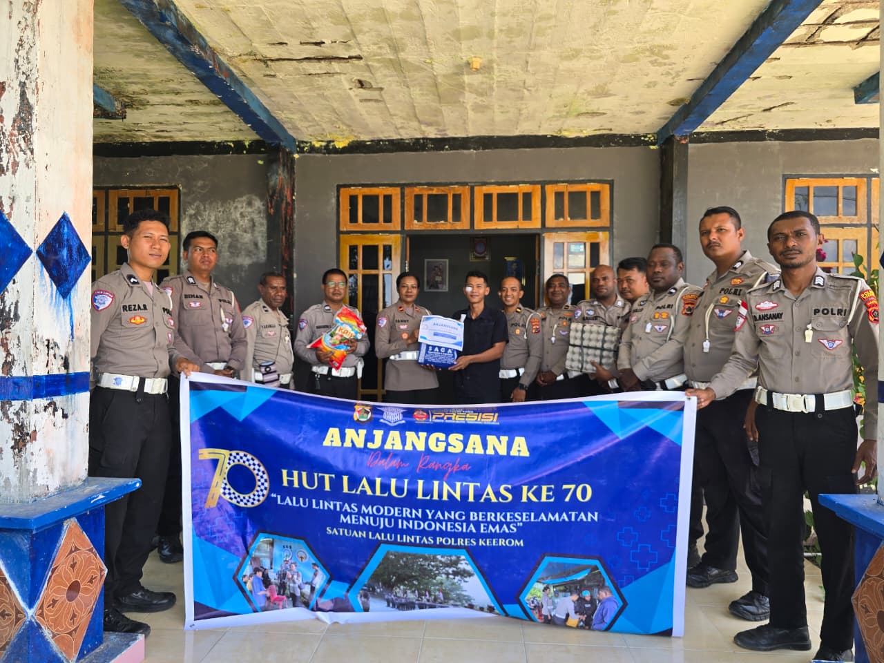 Rayakan Hari Lalu Lintas Bhayangkara ke-70, Polres Keerom Gelar Anjangsana dan Beri Tali Asih Purnawirawan