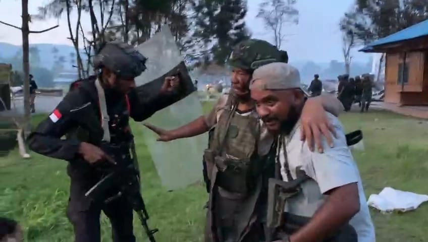 Brimob Polda Papua Bersama Aparat Keamanan Setempat Berhasil Evakuasi Enam Personel Satgas Maleo TNI AD di Yalimo, 3 Prajurit Terluka