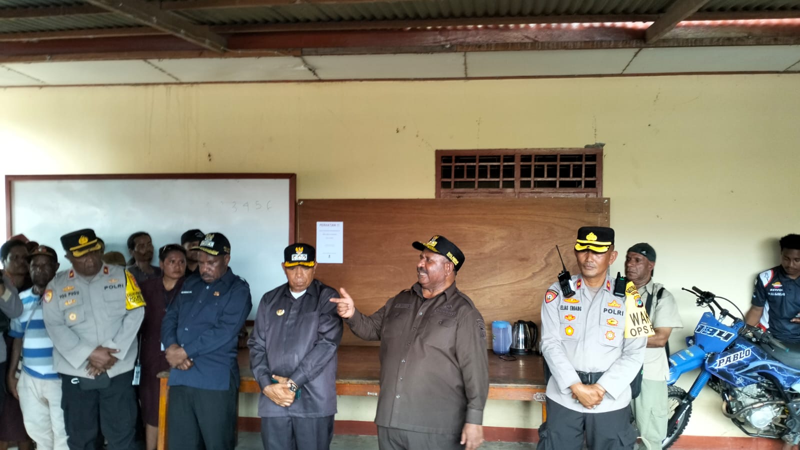 Berikan Sentuhan Kasih kepada Pengungsi, Polres Yalimo Terima Kunjungan Wakil Gubernur Papua Pegunungan