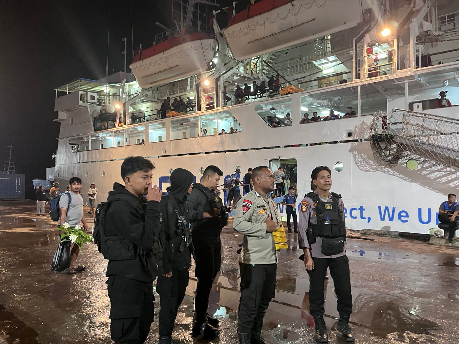 Satuan Samapta Polres Merauke Laksanakan Patroli Dialogis Ciptakan Rasa Aman Untuk Masyarakat