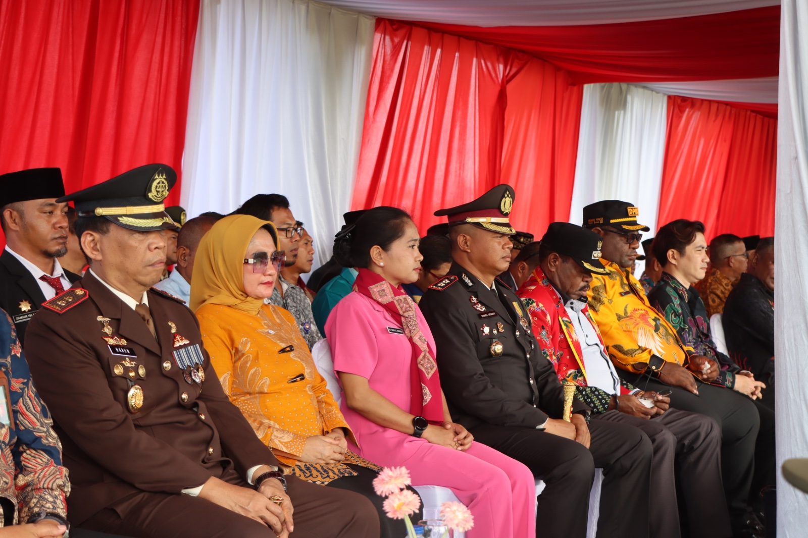 Kapolres Nabire Hadiri Upacara HUT ke-80 TNI, Tegaskan Sinergi TNI–Polri di Papua Tengah