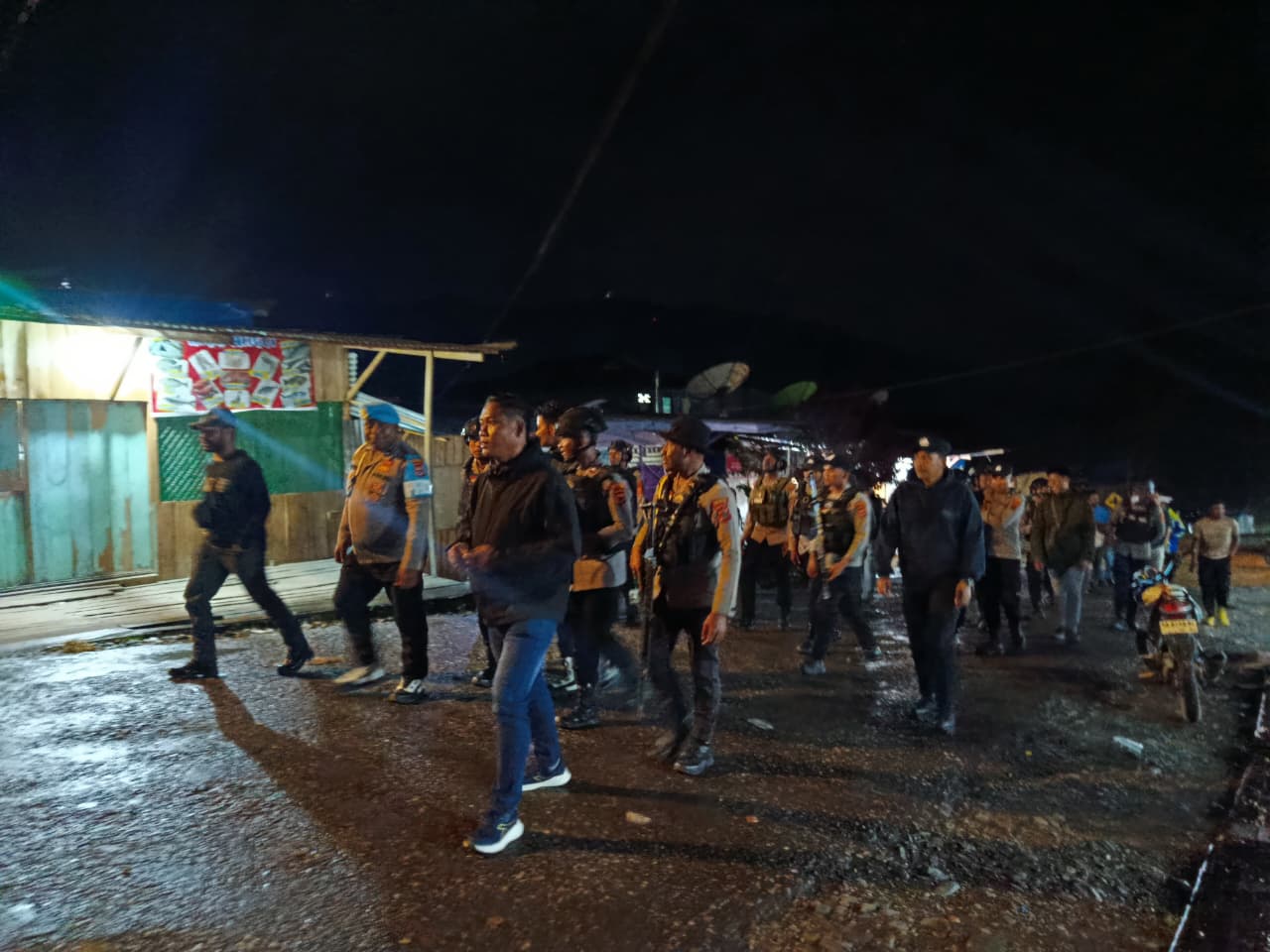 Polres Tolikara Intensifkan Patroli Malam, Pastikan Situasi Kamtibmas Kondusif