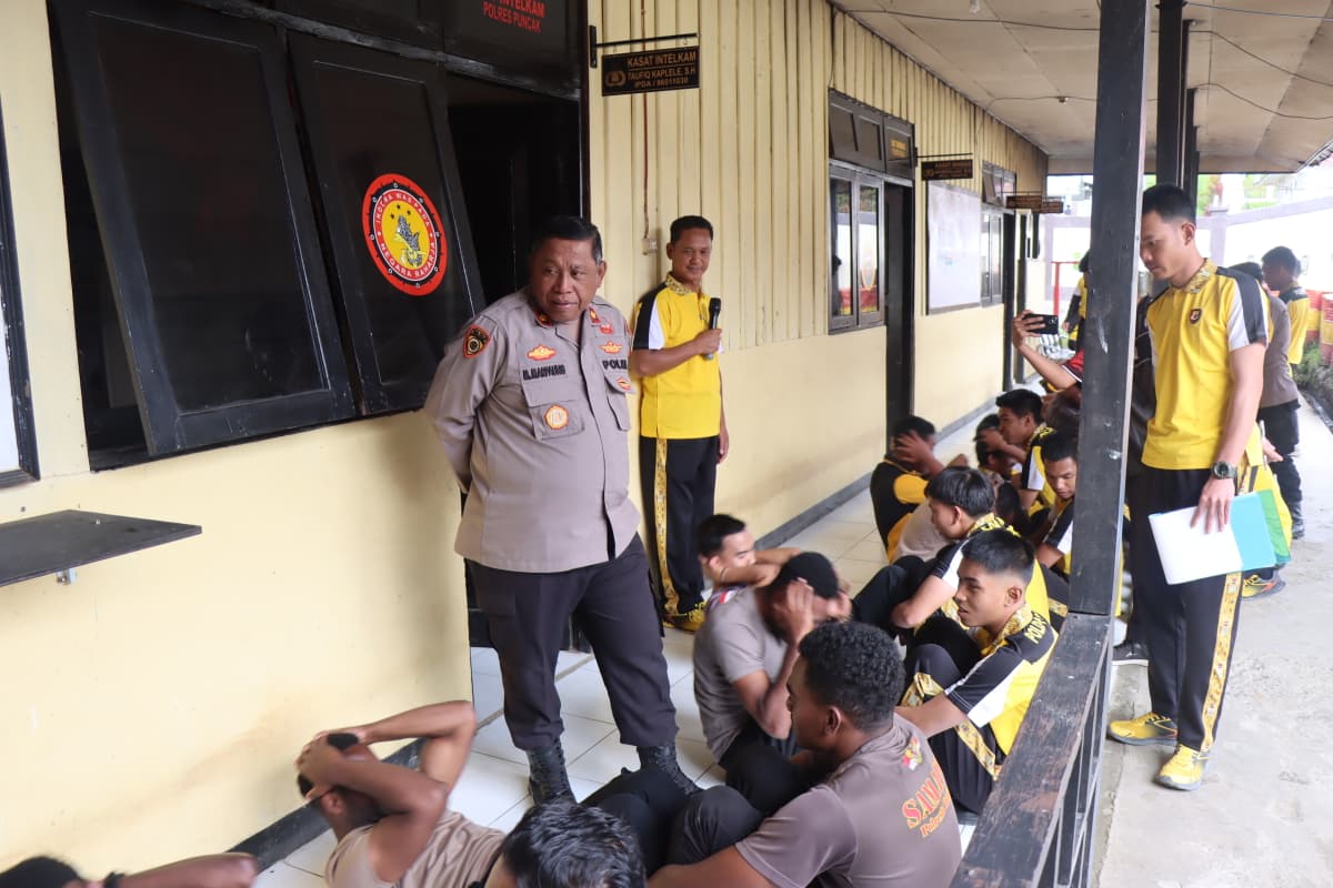 Disiplin, Sehat, dan Kompak: Polres Puncak Gelar Kesemaptaan Jasmani Semester II Tahun 2025