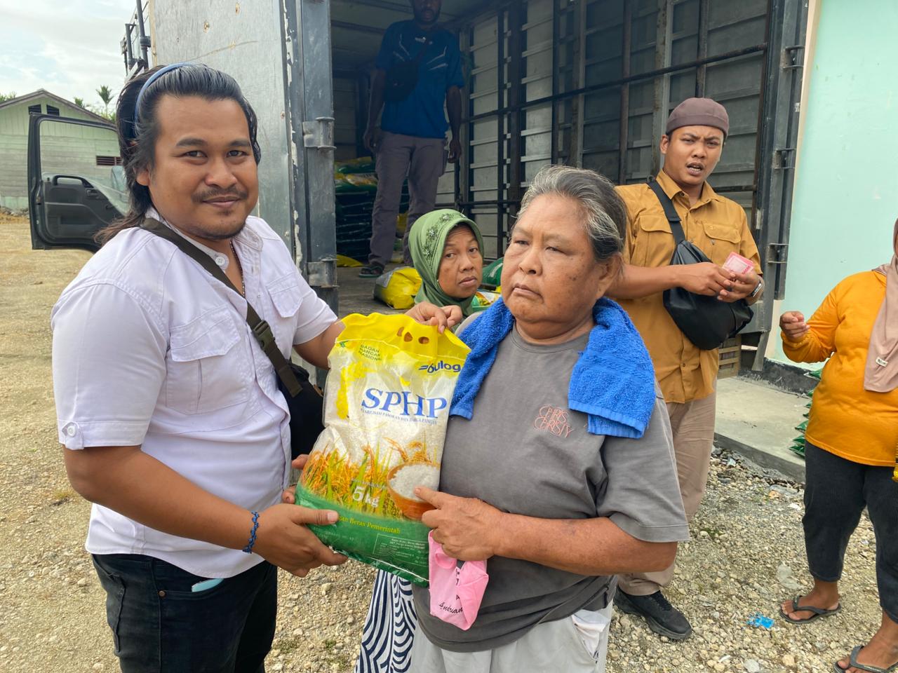 Satreskrim Polres Keerom Gelar Pangan Murah, Wujud Kepedulian Polri Bantu Masyarakat
