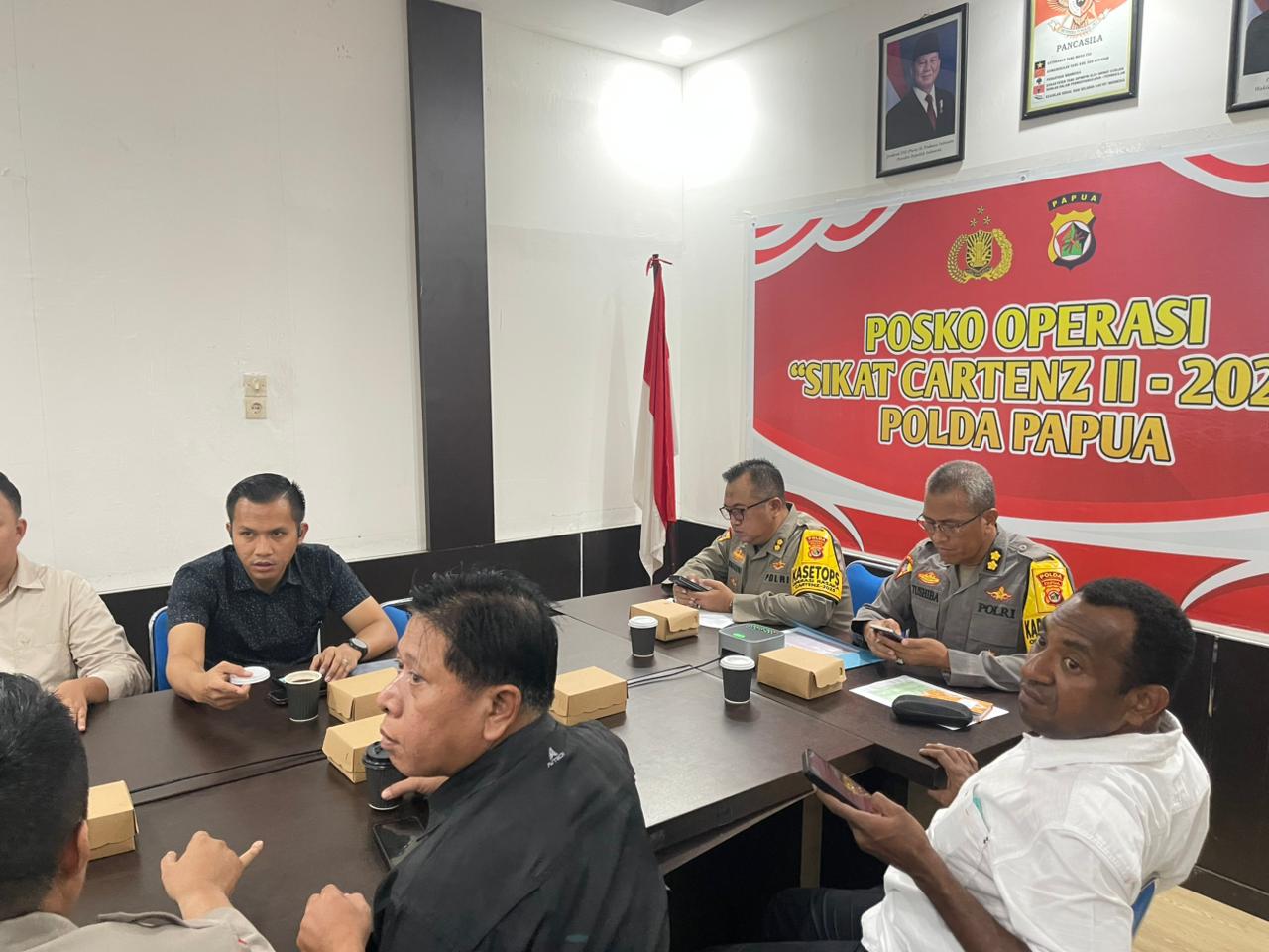 Polda Papua Gelar Anev Penutupan Operasi Sikat Cartenz II–2025, Polda Papua Capai 100 Persen Pengungkapan Target Operasi