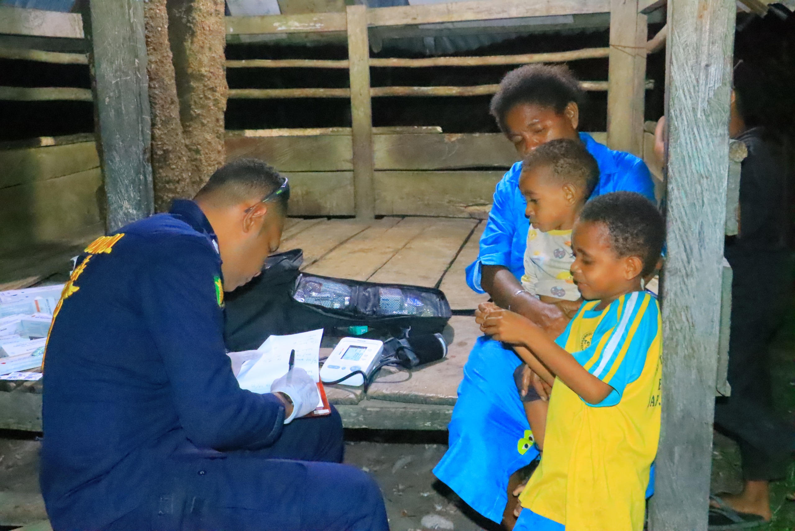 Satgas Keladi Sagu Berikan Pelayanan Kesehatan Gratis kepada Masyarakat Kabupaten Yalimo