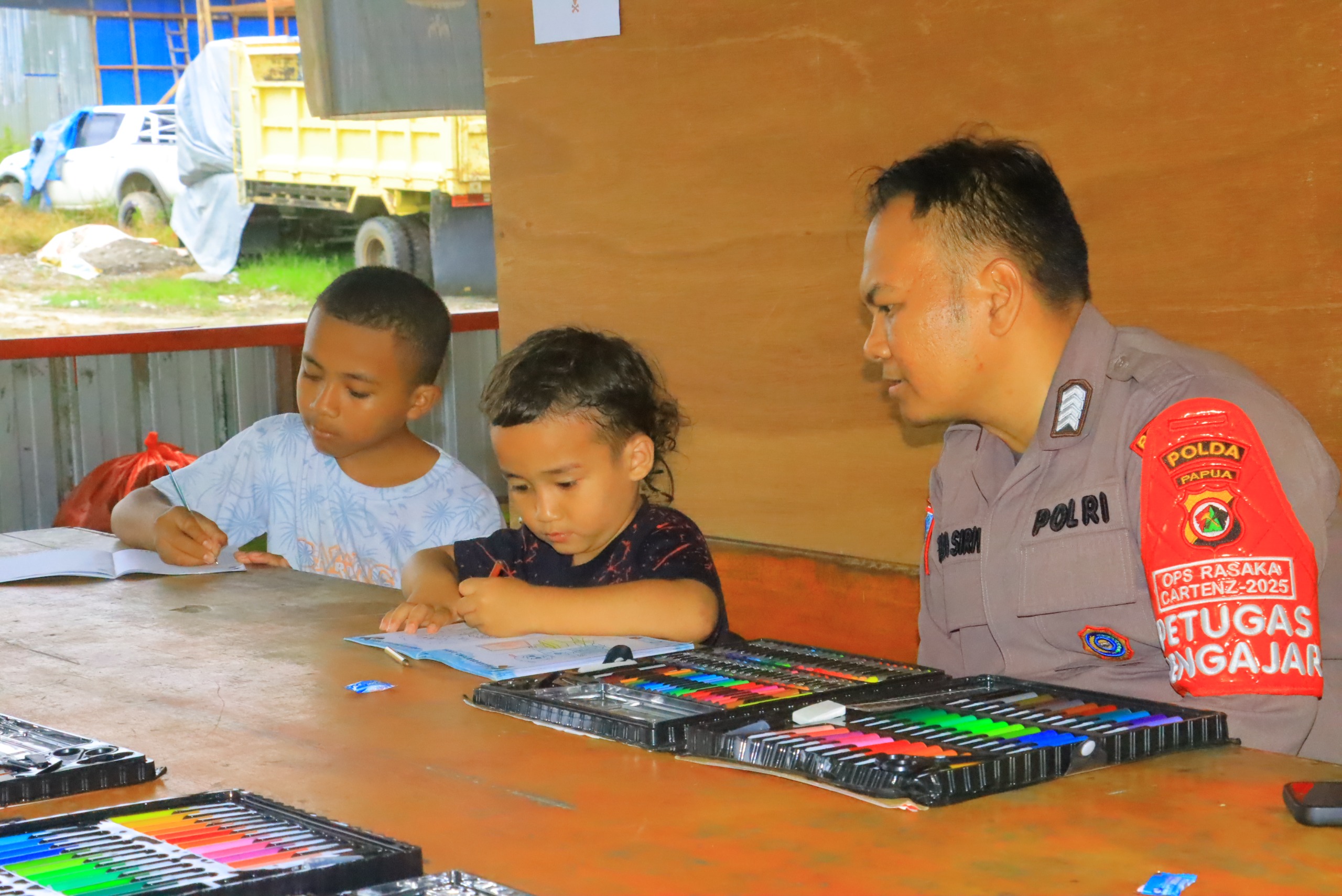 Subsargas Si-Ipar Rasaka Cartenz Bantu Persiapan Anak Yalimo Masuk Sekolah Dasar
