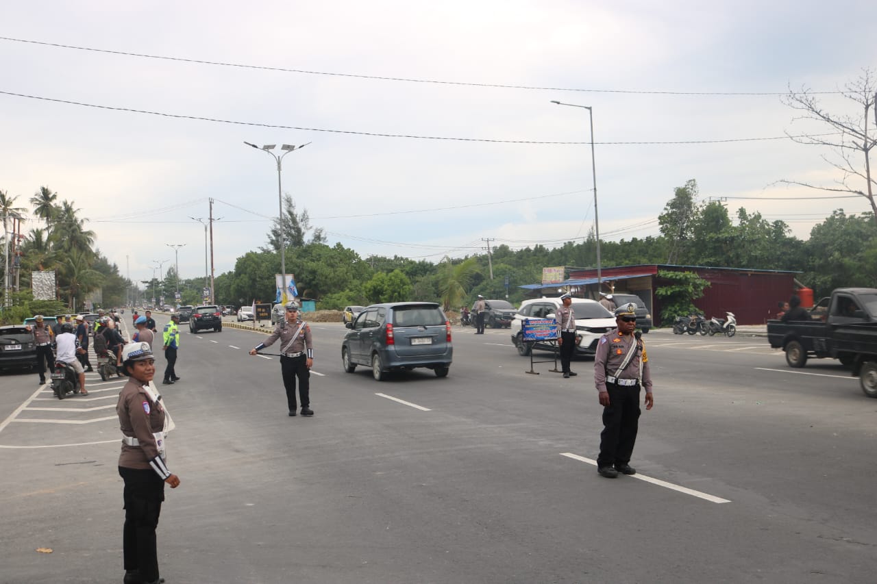 Hari Ke-13 Operasi Zebra Cartenz 2025, Polda Papua Kedepankan Teguran untuk Tingkatkan Kesadaran Tertib Berlalu Lintas