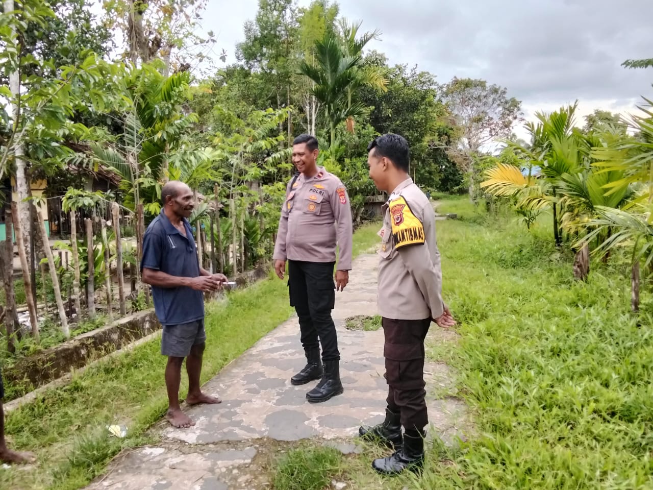 KAPOLSEK KOUH JALIN SINERGI DENGAN KEPALA KAMPUNG TOGA, TOMAS DAN TODA UNTUK STABILITAS DAN KAMTIBMAS WILAYAH