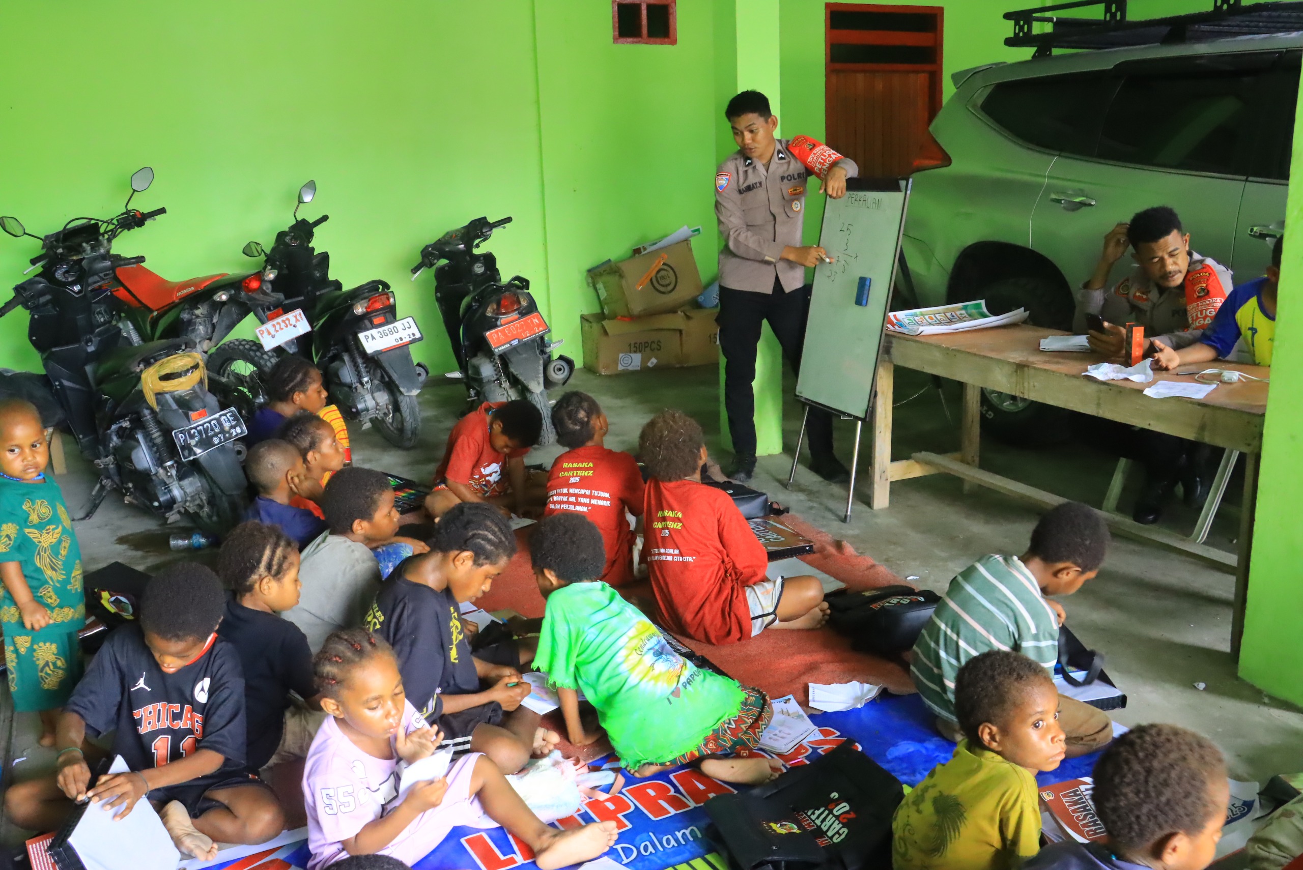 Langkah Kecil, Masa Depan Cerah: Subsatgas Si-Ipar Kenalkan Dasar-Dasar Belajar untuk Anak Yalimo