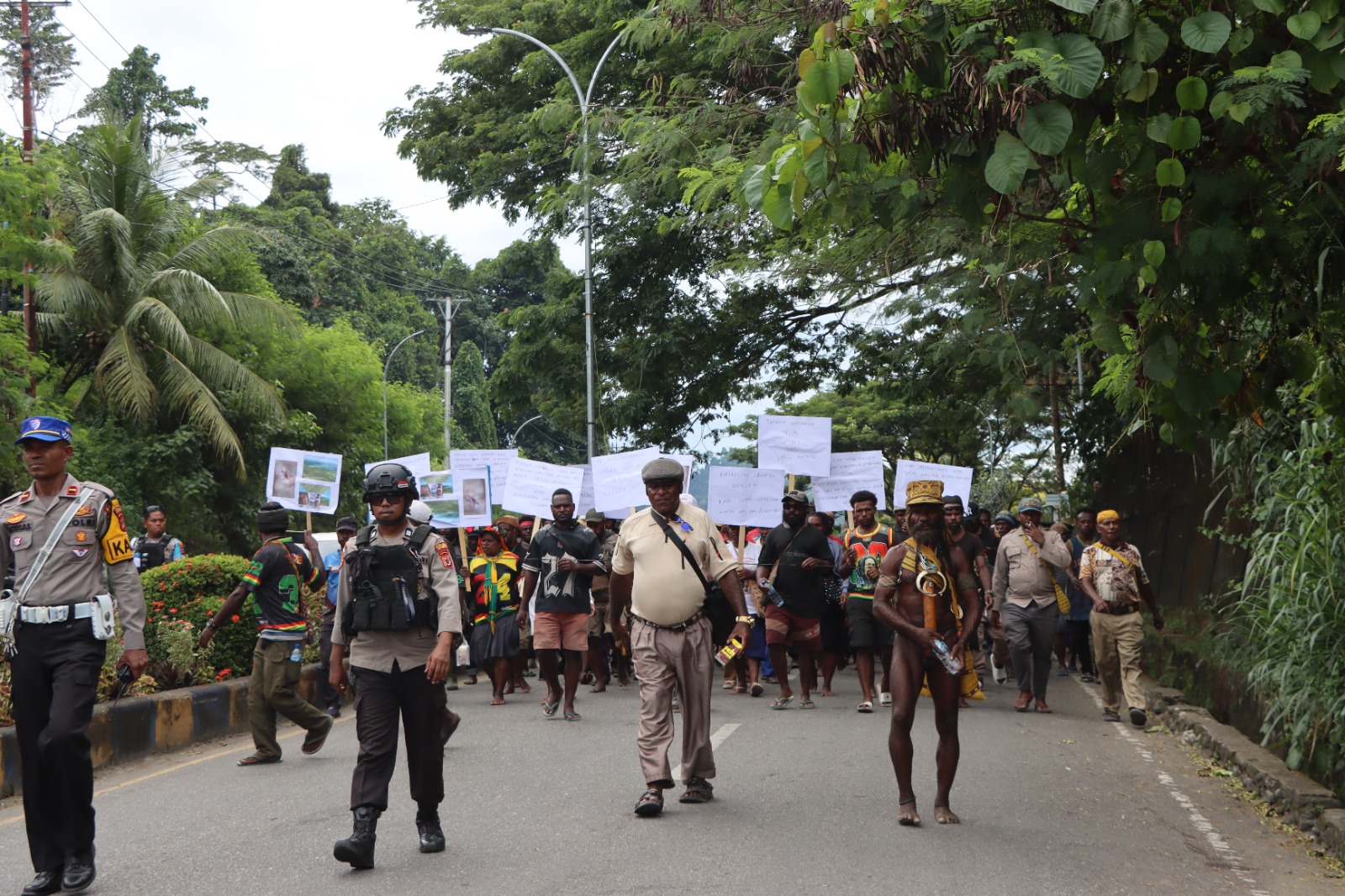 Polres Nabire Amankan Aksi LMA SUKU MEE OGEIYE Terkait Tapal Batas Mee–Kamoro