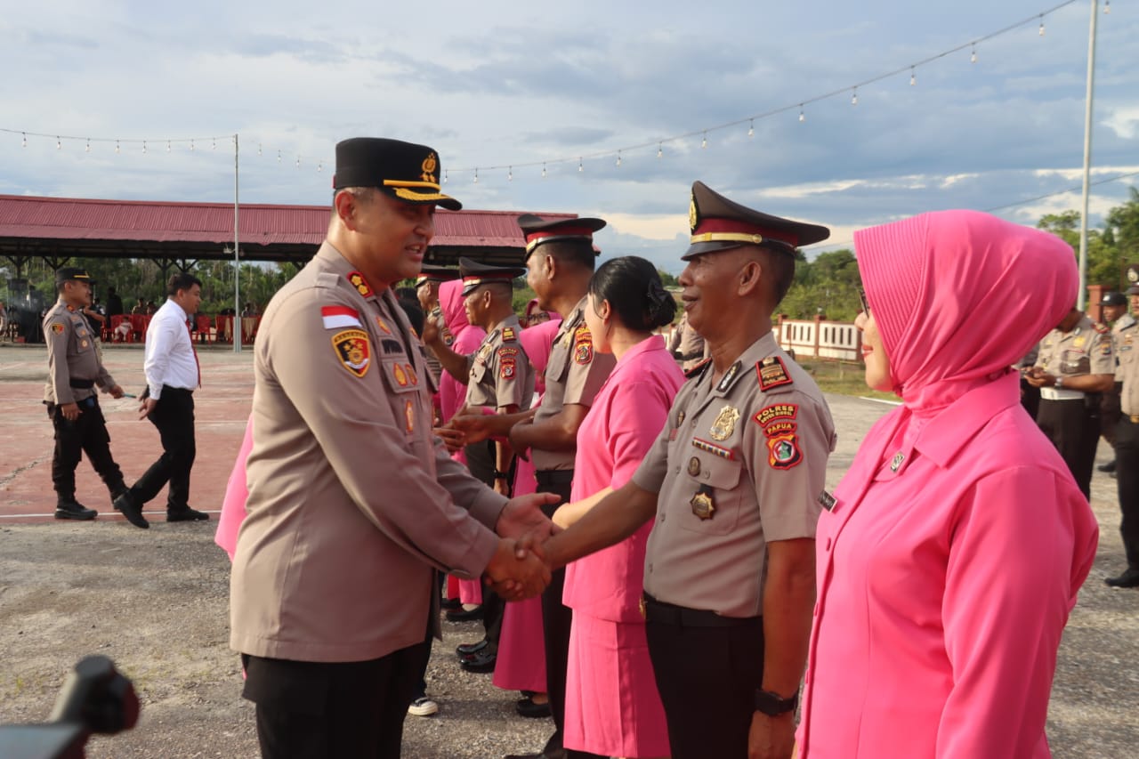 Kapolres Boven Digoel Pimpin Upacara Korps Raport Kenaikan Pangkat TMT 1 Januari 2026.