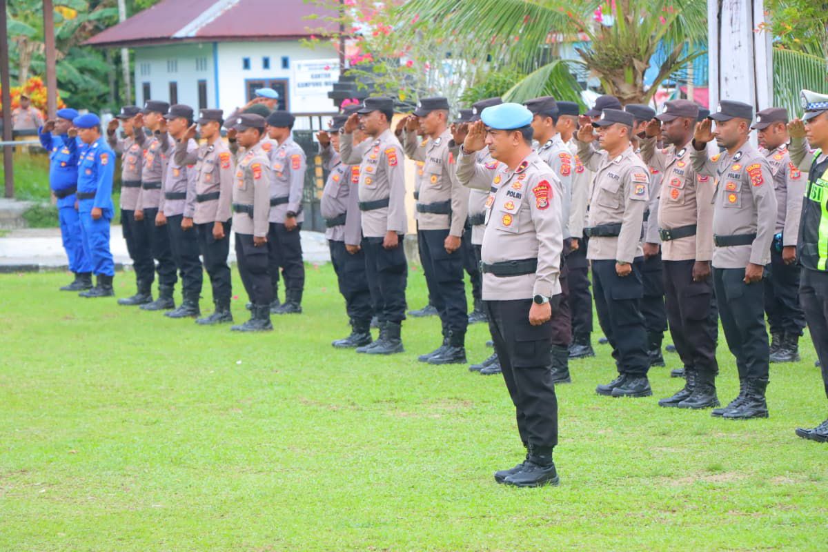 Polres Waropen Gelar Apel Siaga PAM Malam Pergantian Tahun 2025, Jaga Situasi Tetap Aman dan Kondusif