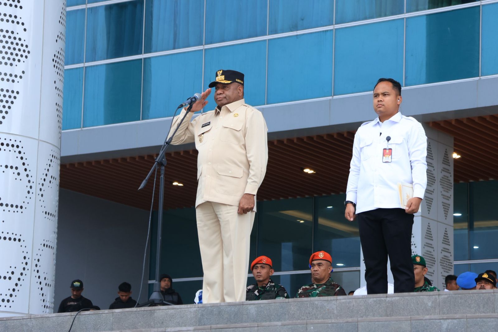 Apel Gabungan Pengamanan Tahun Baru 2026, Polda Papua dan Forkopimda Gelar Doa Lintas Agama