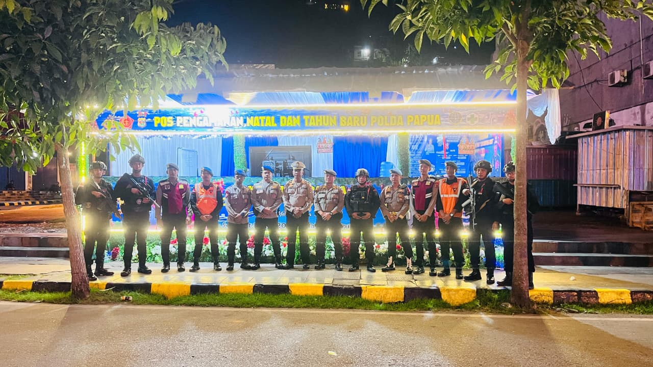 Patroli Hari Ke-13 Operasi Lilin Cartenz-2025, Polda Papua Pastikan Situasi Malam Tahun Baru Tetap Kondusif