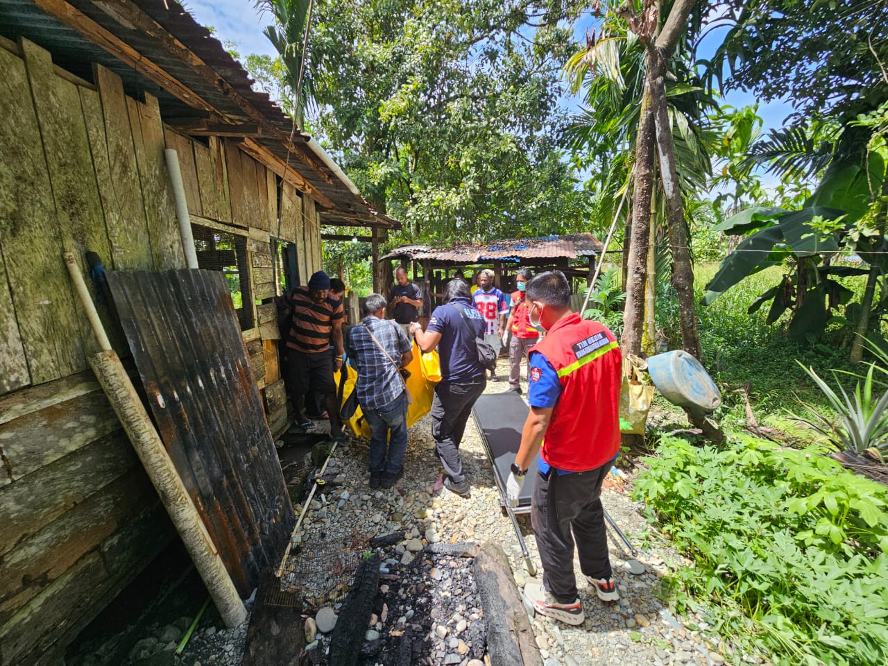 Polsek Kuala Kencana Lakukan Olah TKP Penemuan Mayat di SP 3 Kuala Kencana