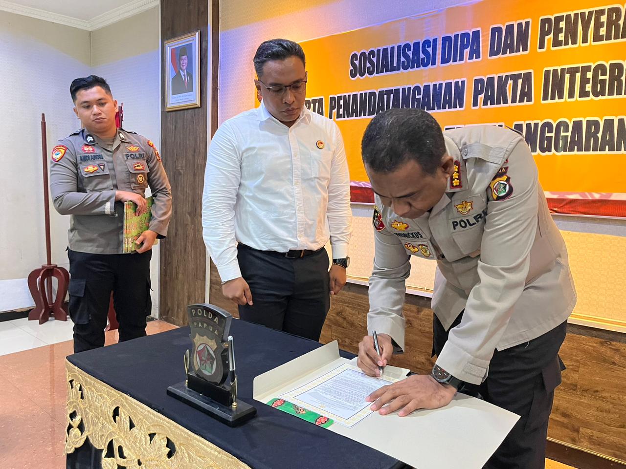 Polresta Sosialisasi Dipa dan Serahkan RKA-KL serta Tanda Tangan Pakta Integritas TA.2026