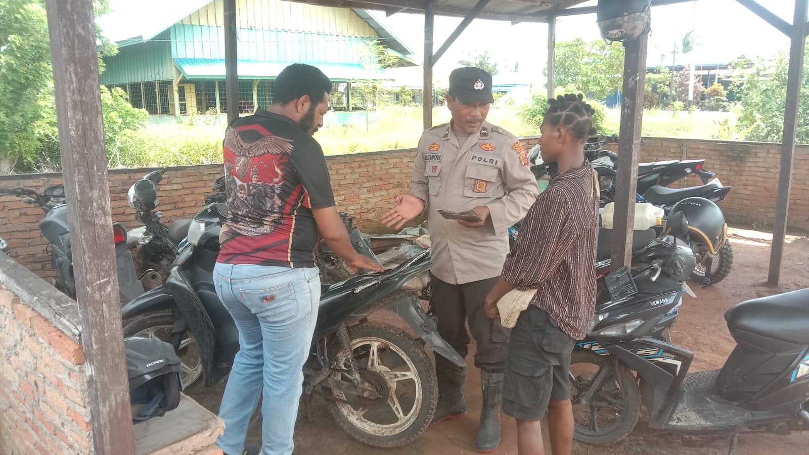 Polsek Tanah Miring berhasil temukan dan mengembalikan motor yang telah hilang seminggu kepada Pemiliknya