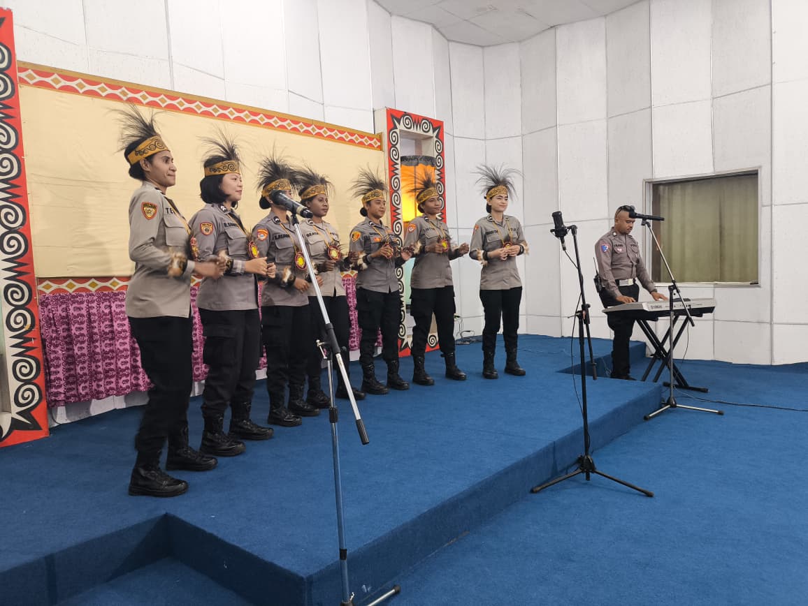 Polres Merauke Ikuti Lomba Vokal Grup dan Solo Lagu Rohani Natal Tingkat Polda Papua