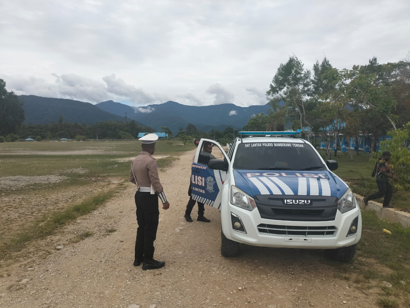 Polantas Polres Mamberamo Tengah Gelar Patroli Rutin di Kobakma