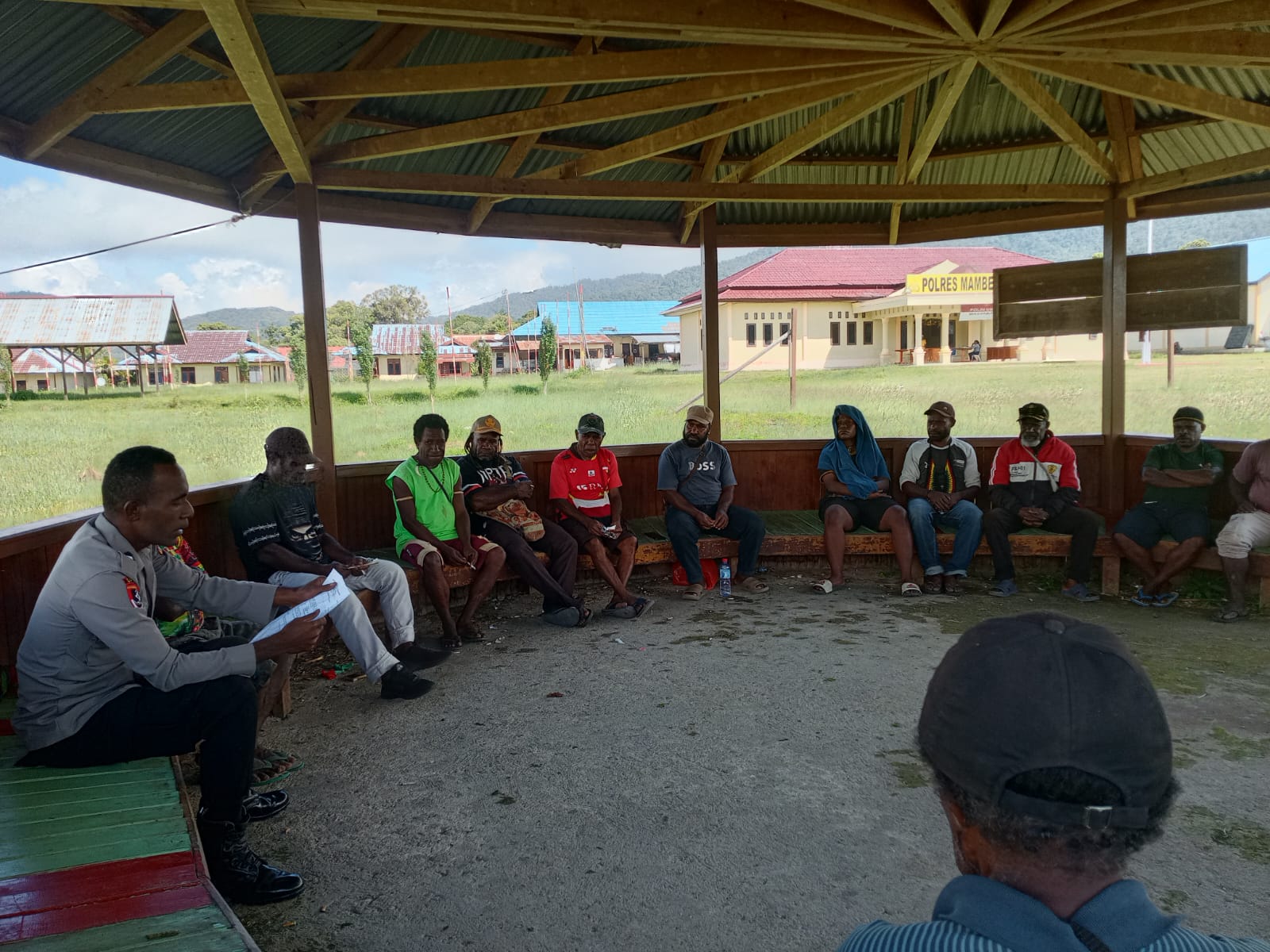 Polres Mamberamo Tengah Mediasi Kasus Pemukulan di Kobakma