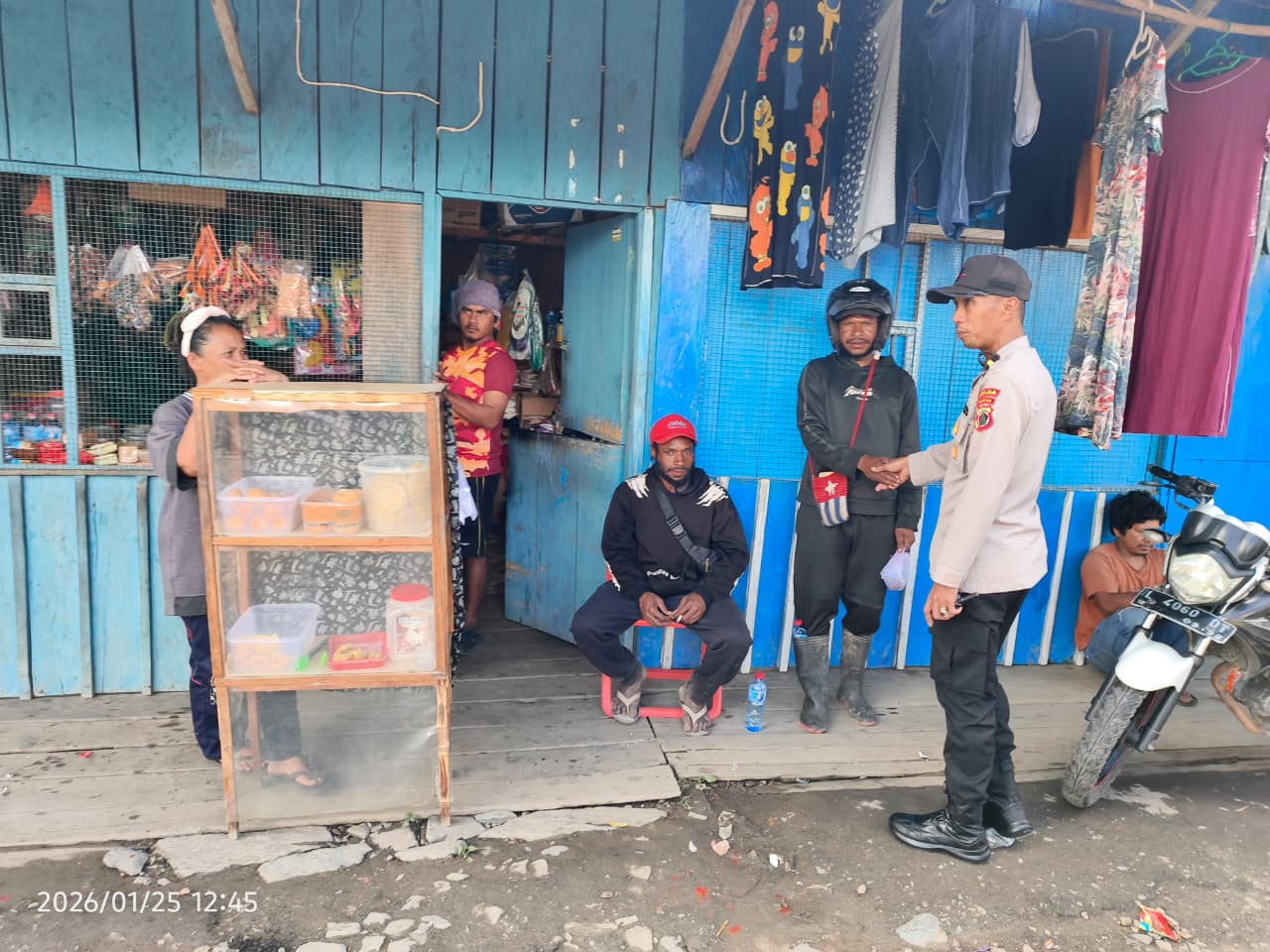 ‎Polres Tolikara Laksanakan Patroli Cipta Kondisi, Jaga Kamtibmas Tetap Aman dan Kondusif