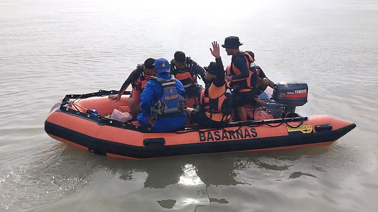 Operasi Pencarian ABK KM Bintang Laut GT 29 Memasuki Hari Kelima, Tim Gabungan Hadapi Cuaca Buruk