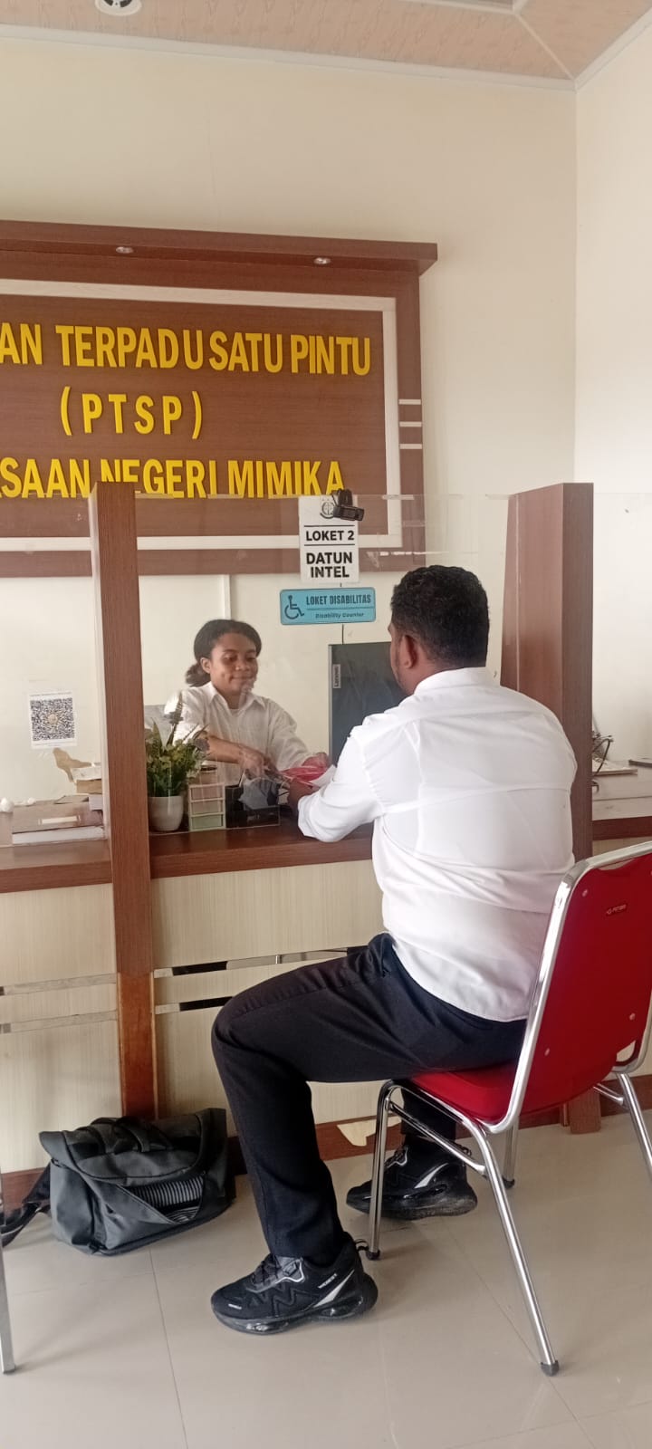 Unit Reskrim Polsek Mimika Timur telah melaksanakan pengiriman Berkas Perkara Tindak Pidana Perlindungan Konsumen dan Pangan (Tahap I) ke Kejaksaan Negeri Mimika.