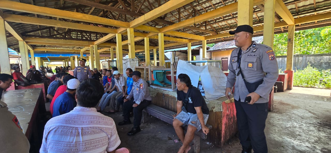 Ciptakan Keamanan Kondusif Sat Binmas Sosialisasikan FKPM Sekaligus Bentuk Pos Siskamling Mandiri di Kelurahan Mararena