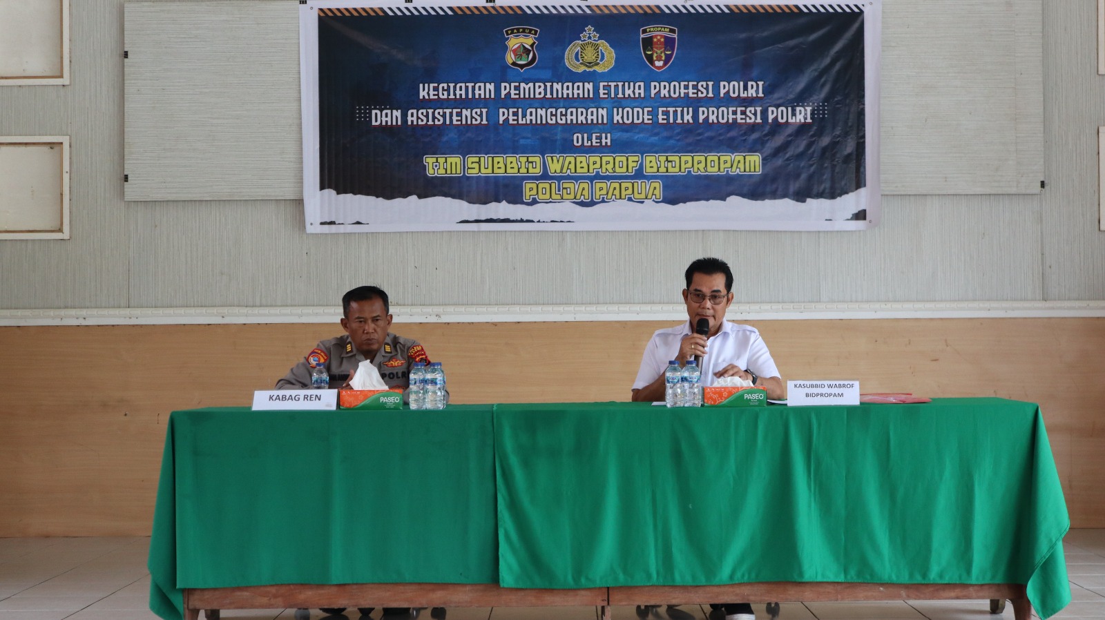 Personel Polres Sarmi Ikuti Pembinaan Etika Profesi dan Asistensi Pelanggaran Kode Etik Polri