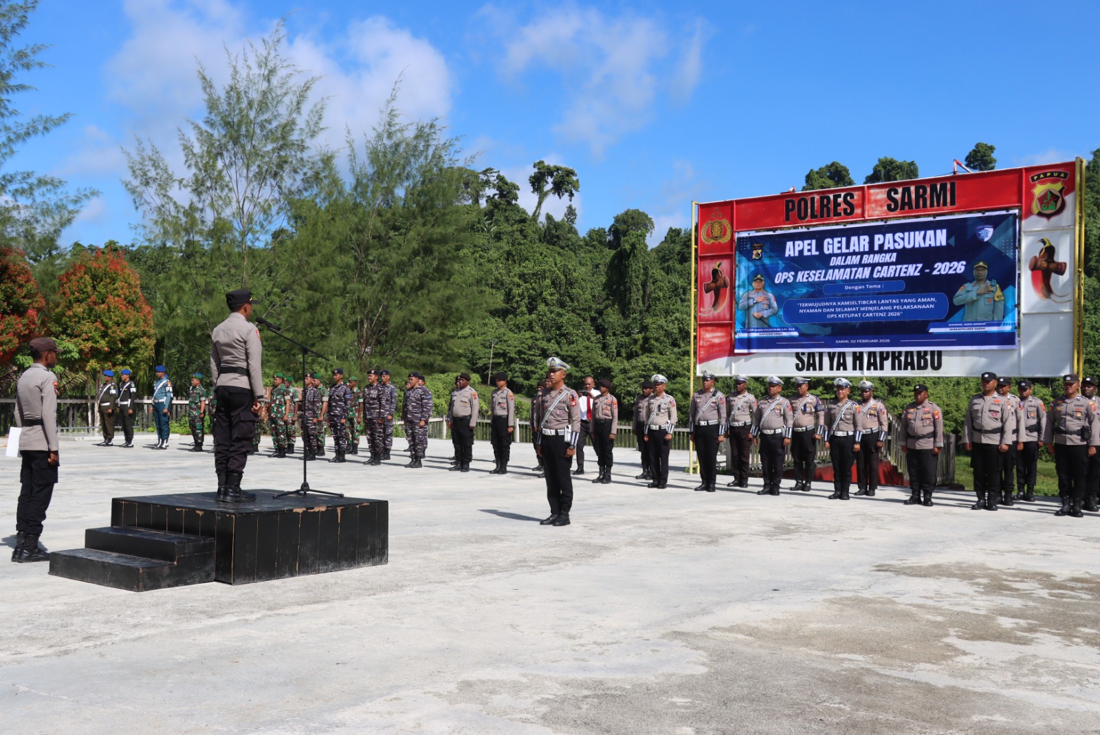 Apel Gelar Pasukan Operasi Keselamatan Cartenz 2026, Polres Sarmi Siap Wujudkan Kamseltibcar Lantas