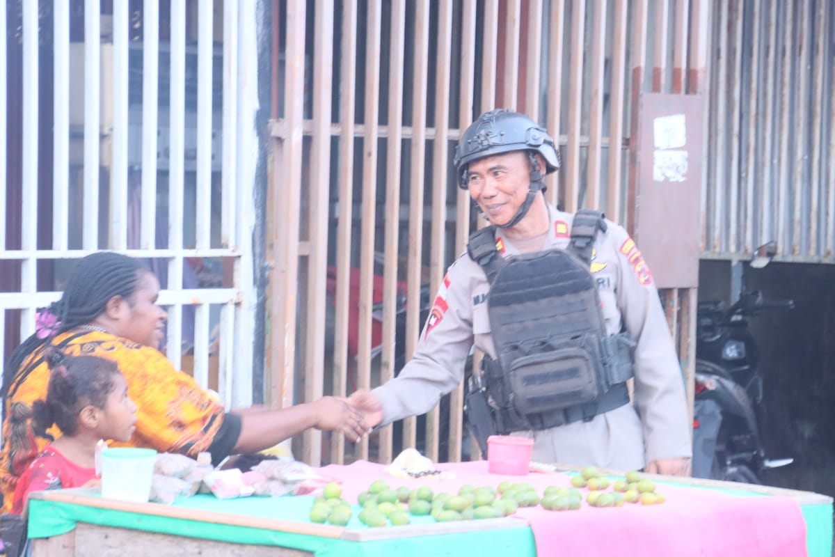 Patroli Dialogis Polres Yahukimo–Brimob BKO, Sitkamtibmas Kota Dekai Terpantau Aman dan Kondusif