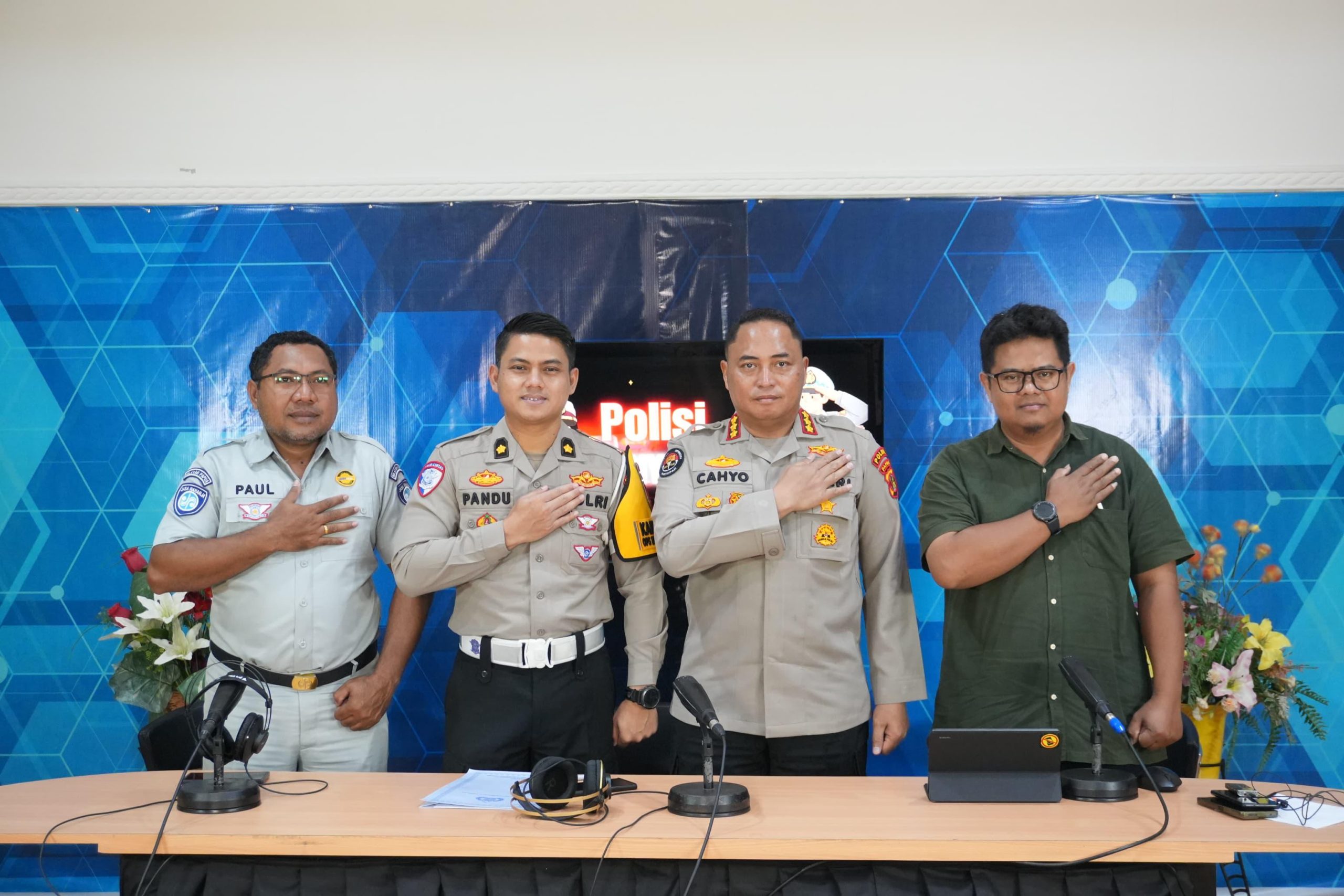 Dialog Interaktif “Polisi Menyapa”, Polda Papua Tekankan Keselamatan Lalu Lintas sebagai Isu Kesehatan Publik