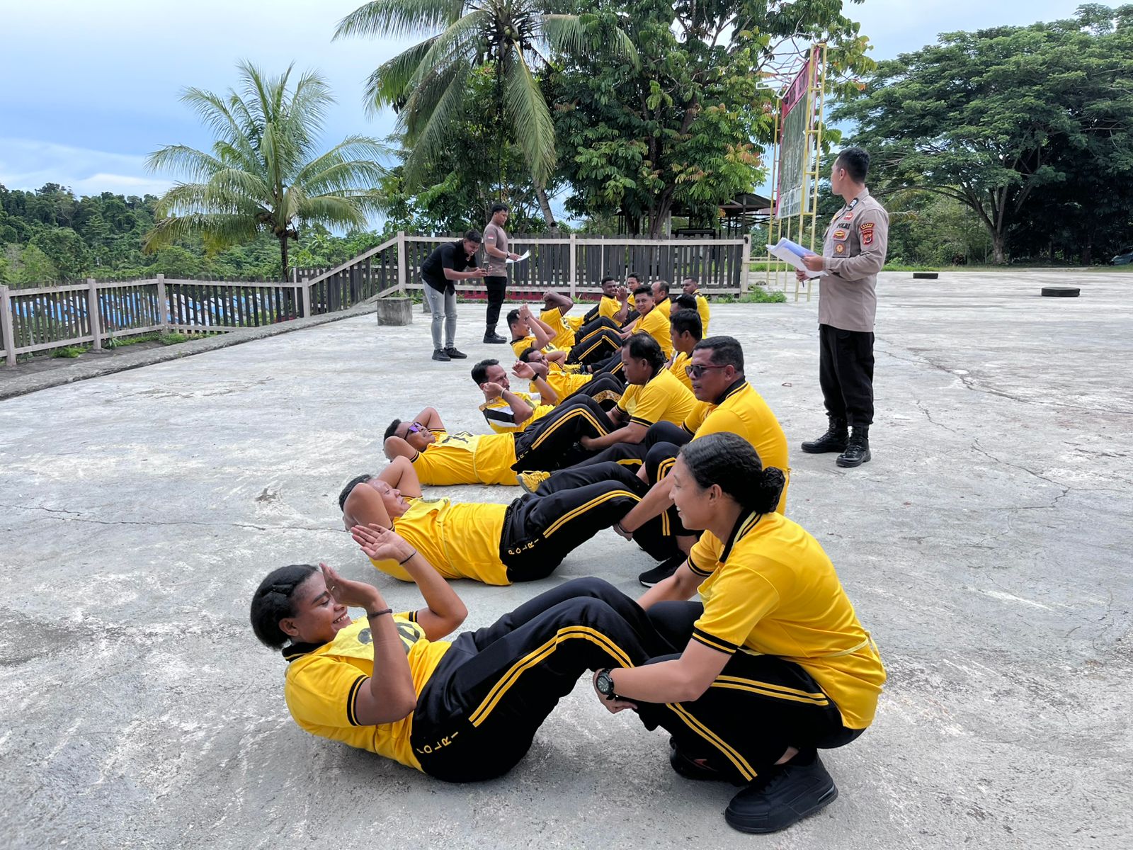Personel Polres Sarmi Ikuti Tes Kesamaptaan Jasmani dan Beladiri Polri Jelang UKP Periode 1 Juli 2026