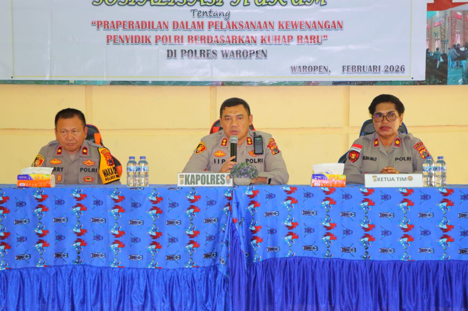 Bidang Hukum Polda Papua Gelar Sosialisasi Hukum tentang Praperadilan di Polres Waropen