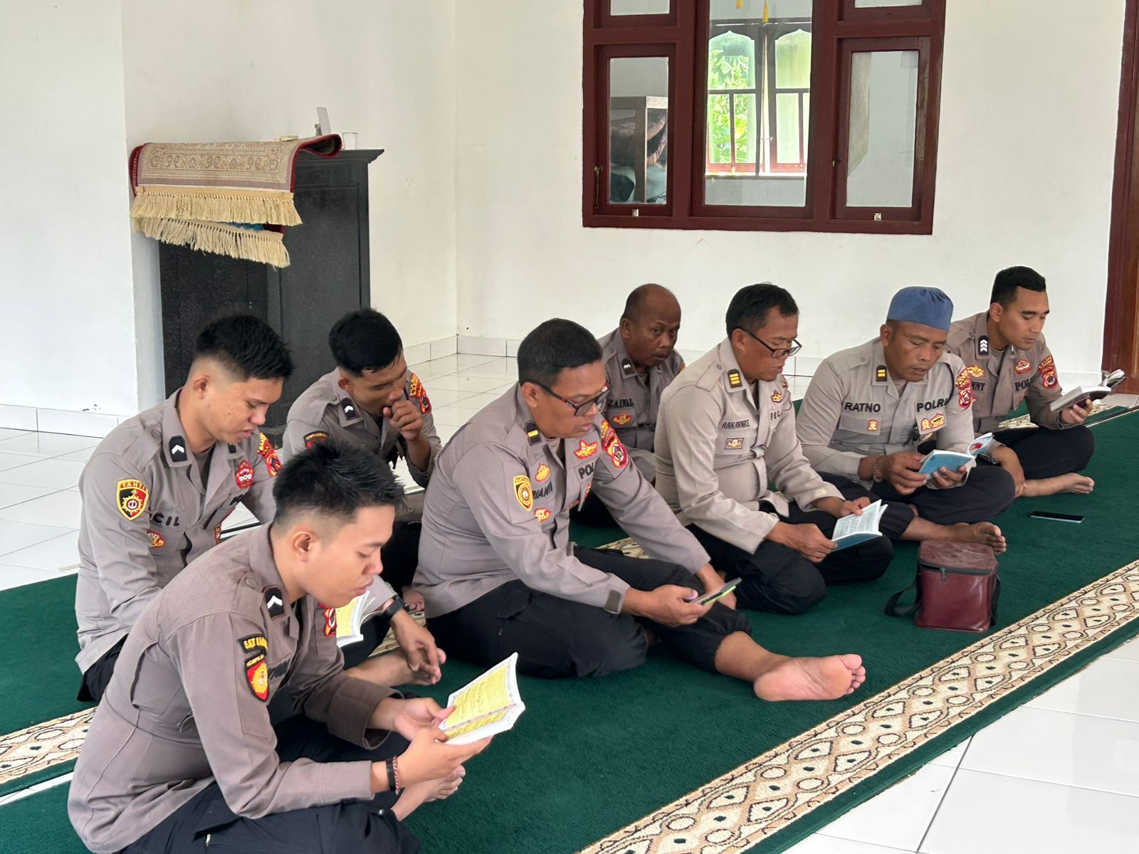 Bangun Mental Spiritual, Personel Polres Sarmi Gelar Binrohtal dan Pembacaan Yasin