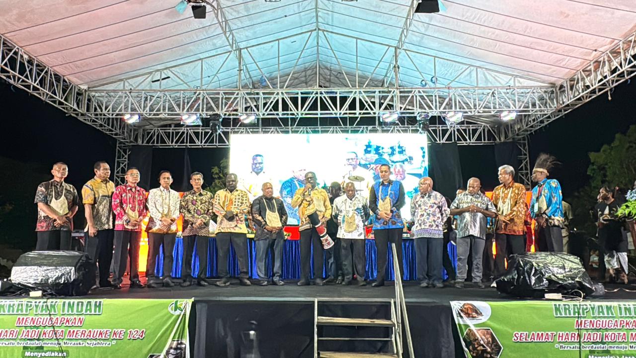 Kapolres Merauke Mengikuti Penutupan HUT Kabupaten Merauke ke-124