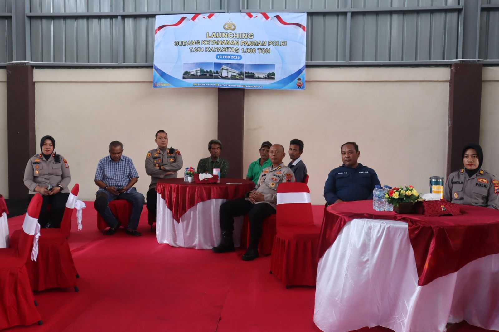 KAPOLRES MERAUKE HADIRI PERESMIAN DAN GROUND BREAKING SPPG POLRI SERTA GUDANG KETAHANAN PANGAN POLRI MELALUI ZOOM MEETING