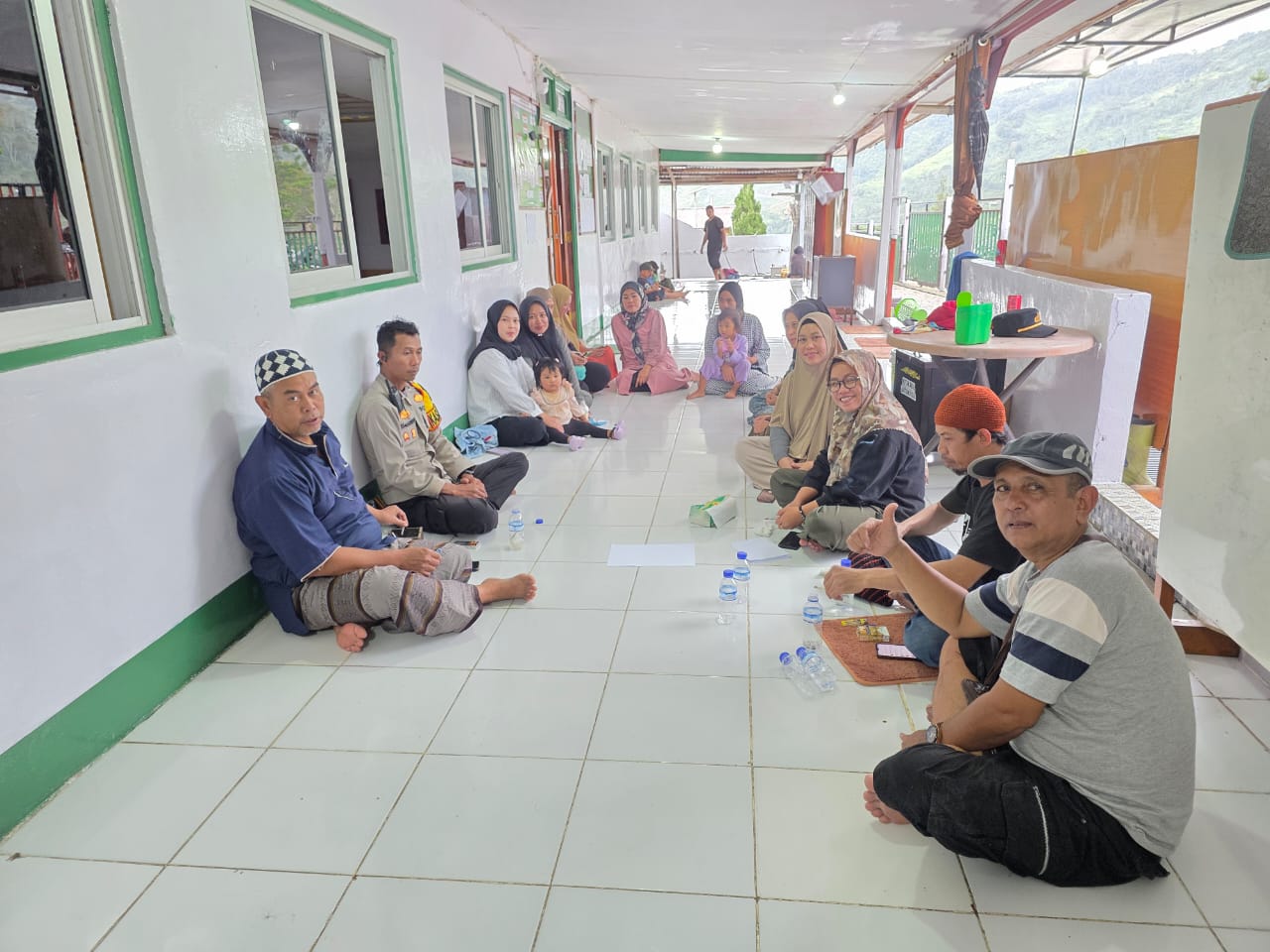 Perkuat Silaturahmi Jelang Ramadhan, Kasat Binmas Polres Tolikara Hadiri Pertemuan Ketua Takmir dan Majelis Taklim