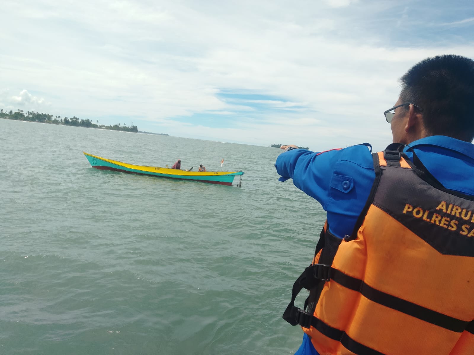Terobos Perairan Hingga Pulau Liki, Satpolairud Polres Sarmi Perketat Patroli Demi Laut yang Aman dan Kondusif