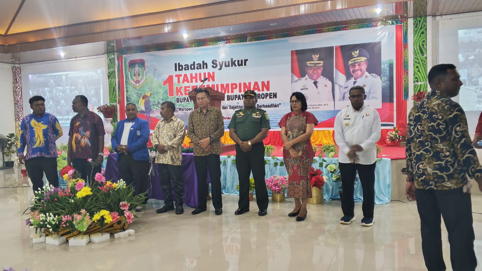 Wakapolres Waropen Hadiri Ibadah Syukur 1 Tahun Kepemimpinan Bupati–Wakil Bupati Waropen